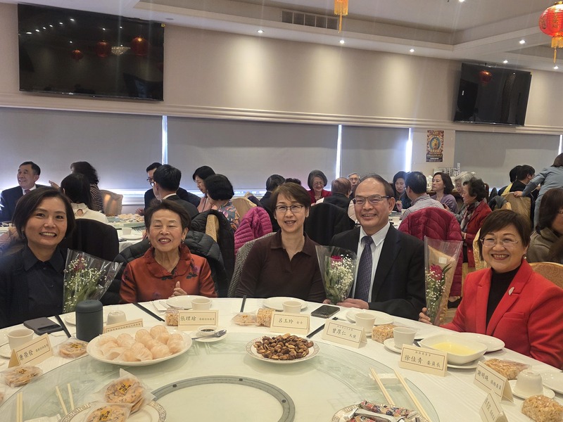 徐佳青和曾厚仁出席溫哥華僑界新春活動