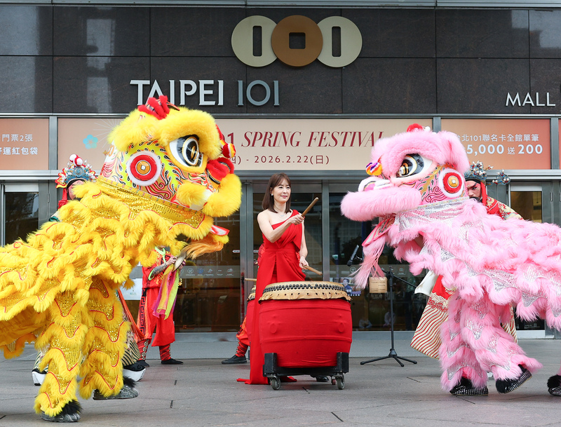 一馬當先　賈永婕打鼓賀新春（1）