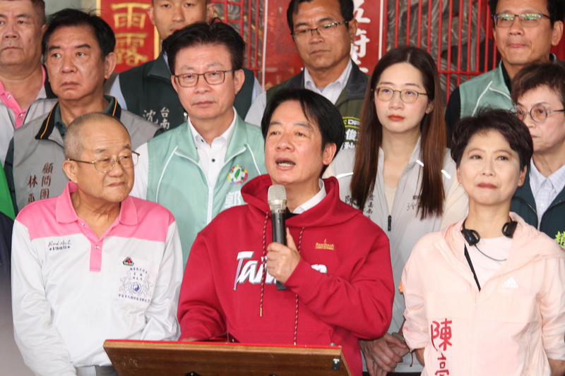 賴總統台南麻豆發福袋（2）