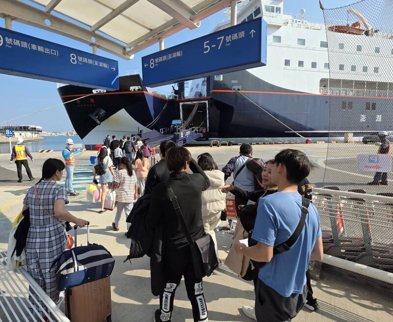 春節假期尾聲  澎湖海空疏運高峰