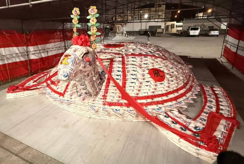 澎湖龍門最大米包龜  元宵乞龜最大亮點