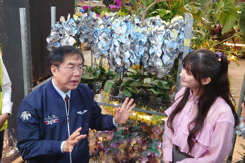 黃偉哲參觀2026台灣國際蘭展亮點