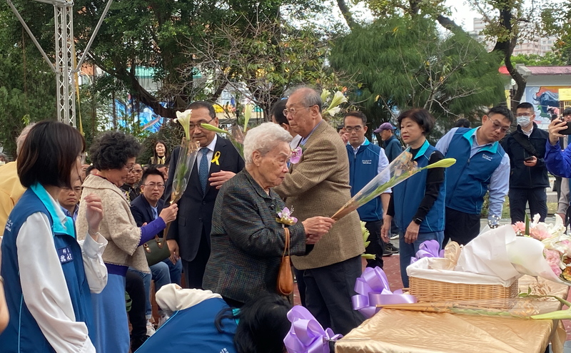 新北228事件79週年追思儀式　受難者家屬獻花