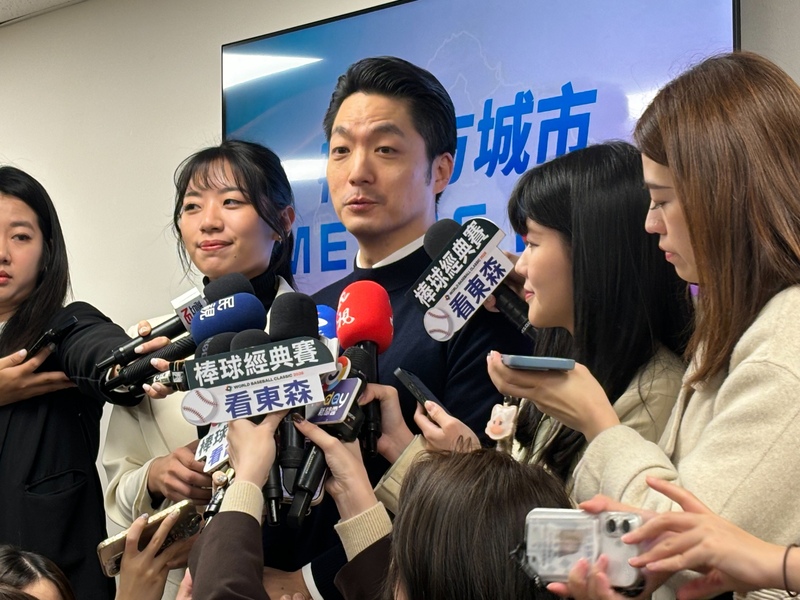 李四川拋新北瓢蟲巴士政見 蔣萬安:引討論是好事