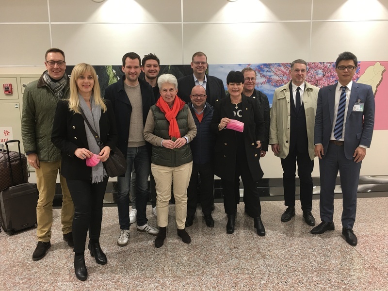 德自民黨高階國會訪團抵台 將晉見蔡總統