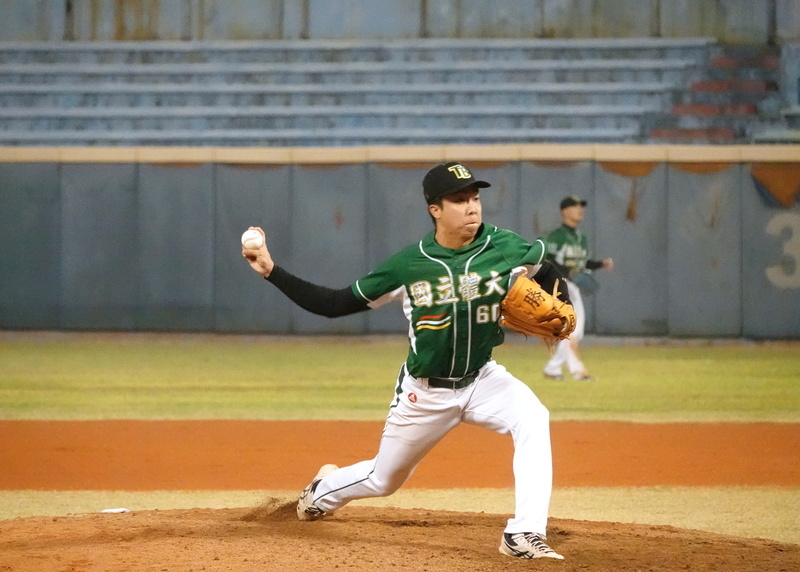 李重儀無四死球完封勝 大專棒球聯賽國體晉4強