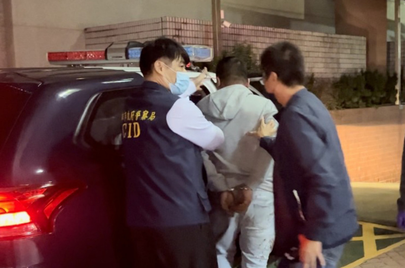 海產店老闆酒後失控 酒瓶砸人又持菜刀砍傷熟客