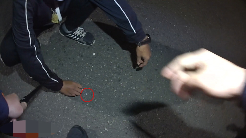 台南毒蟲交保立刻購毒又被逮 欲吞毒滅證遭壓制送辦