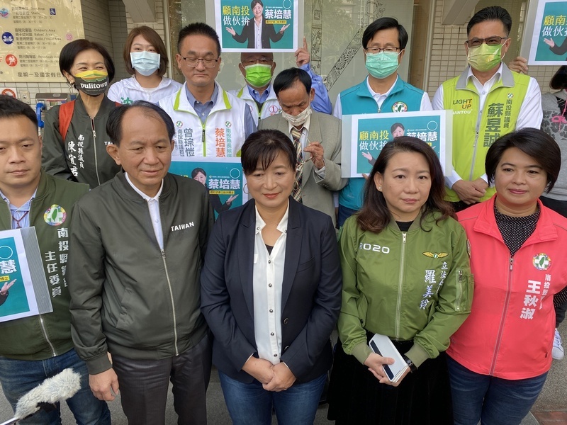 登記立委補選 蔡培慧:南投人將看到帶來改變的力量