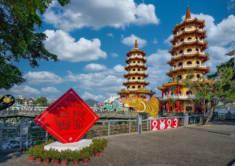 迎農曆新年 高市各景區布置手繪超大春聯添年味