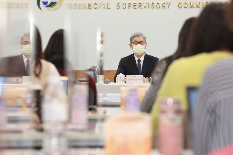 展望今年國際情勢 黃天牧引木蘭詩形容「撲朔迷離」