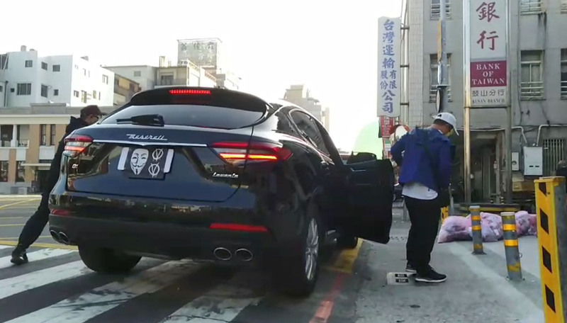 高市警Cosplay保時捷搶案 借瑪莎拉蒂防搶演練