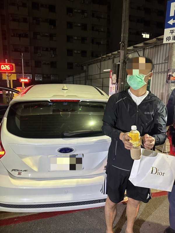 男開權利車掛失竊車牌遭攔 高市警搜出毒品