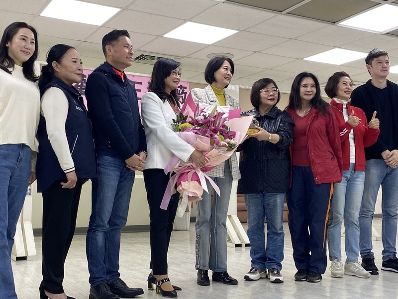 改後全文王鴻薇赴立法院宣誓就職 告別北市議會