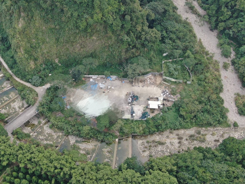 分裝場藏山區鐵皮屋 中市警查獲逾500包毒咖啡