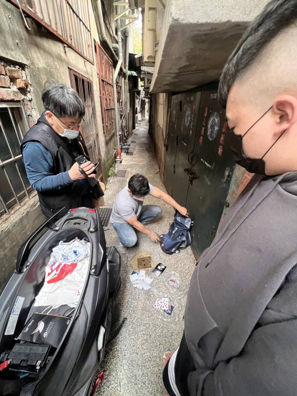 毒販利用不知情運匠運毒 北市警查緝4嫌送辦