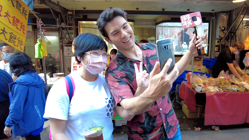 鳳小岳圓廚師夢 「誰來晚餐」大秀煮飯絕活