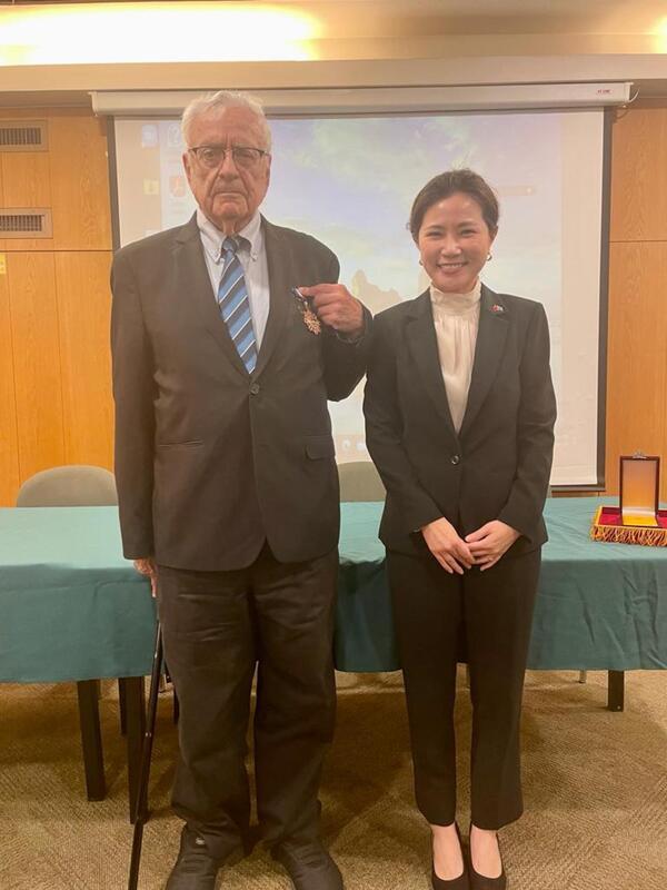 外交部頒贈以色列學者貢獻獎章 見證台以友情