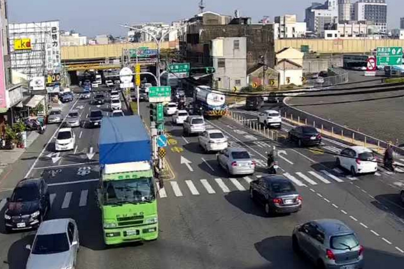 台南返鄉車流增 市府籲出門前先上網查