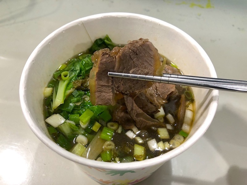 蘇貞昌常光顧員工餐廳 70元牛肉麵高CP值