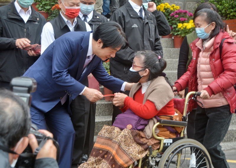 賴副總統：學習兔子智慧與希望 度過景氣難關