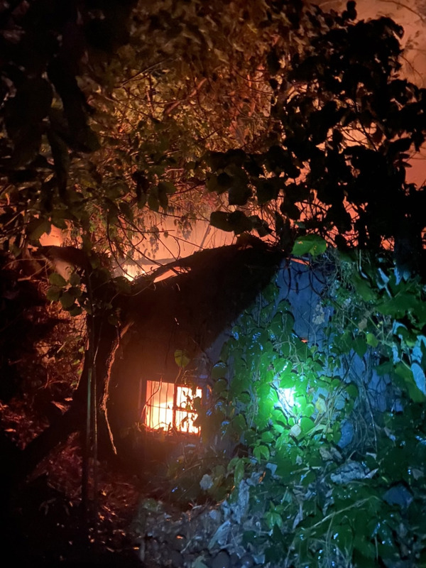 台中住宅凌晨火警 男屋主陳屍屋內