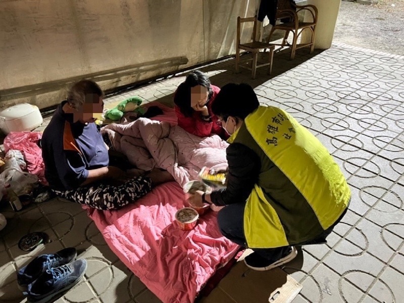 春節低溫來襲 高市社會局街友中心啟動關懷機制