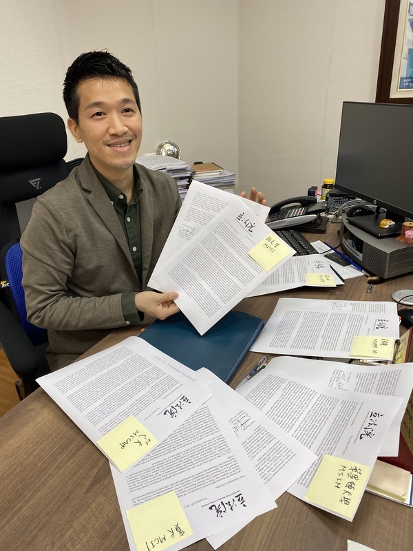 另類選民服務 綠委寫逾百封推薦信助學子留學