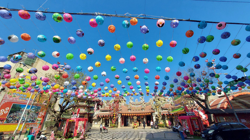 朴子配天宮御賜燈花展 色彩繽紛目不暇給