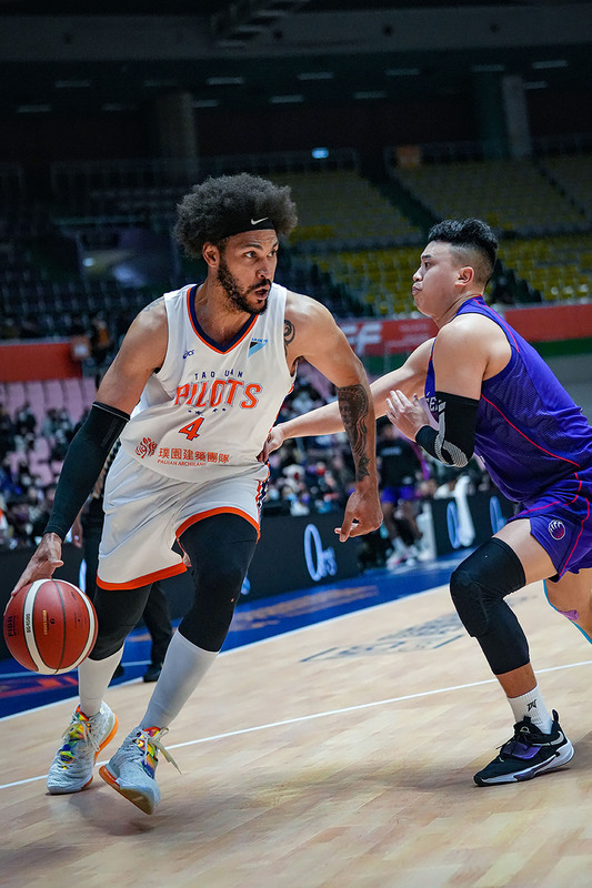 PLG領航猿擊退攻城獅 主場8連勝平紀錄