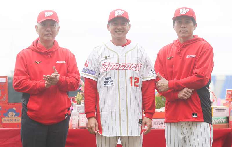 張家浩入龍隊老隊友聚首 不再嬉皮笑臉更沉穩