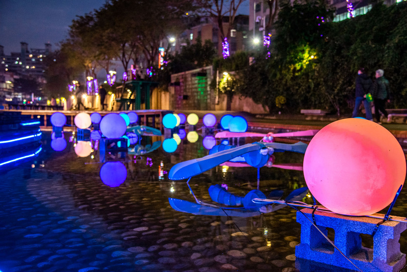 新莊「EyE在中港」睛彩光雕 2/10起展昆蟲燈飾