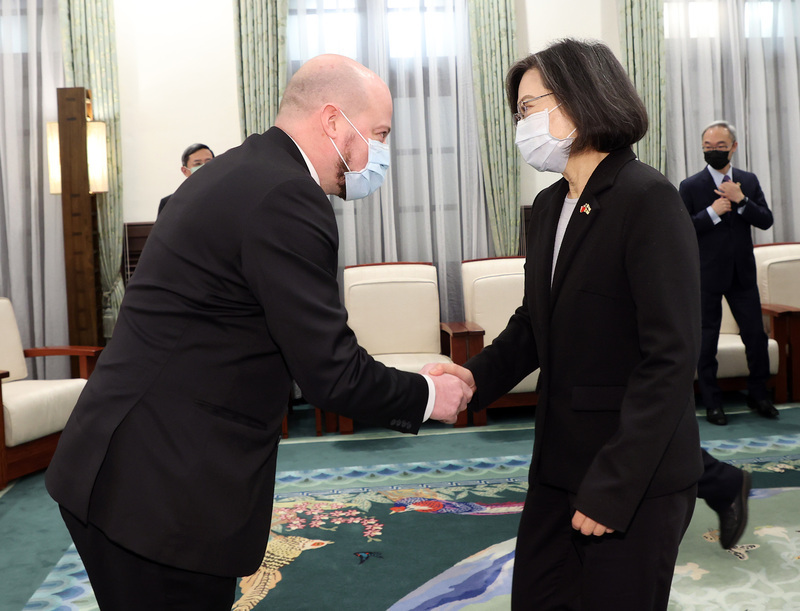 蔡總統：面對威權主義擴張 期待台芬深化交流