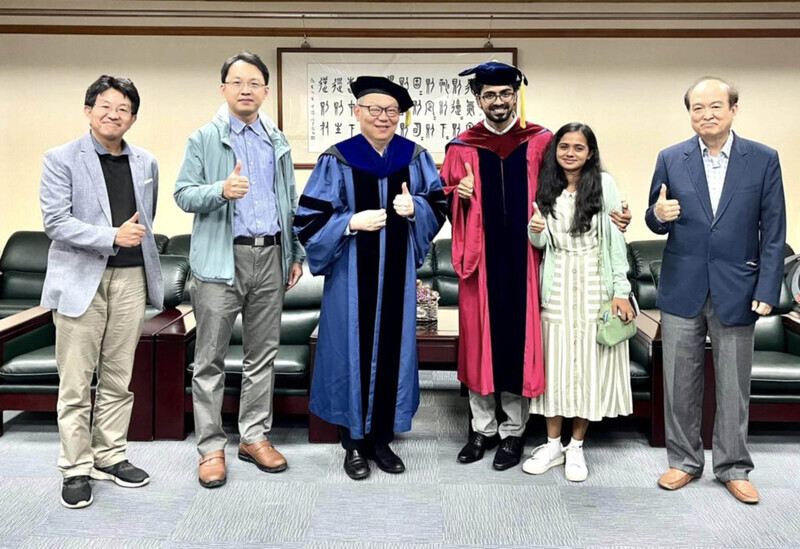 陽明交大推國際化 首2名雙聯博士誕生