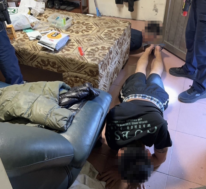 男求職遭拘禁12小時趁隙脫逃 高雄警逮3嫌