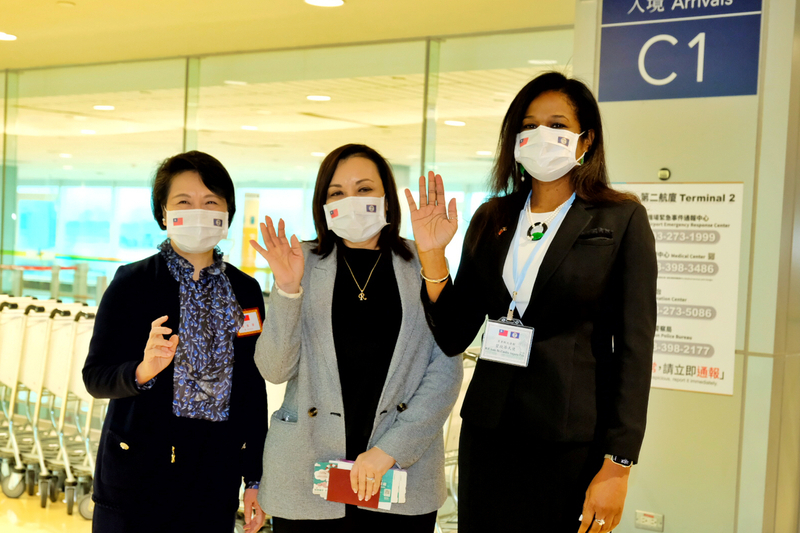 貝里斯總理夫人羅莎娜抵台 未發表談話