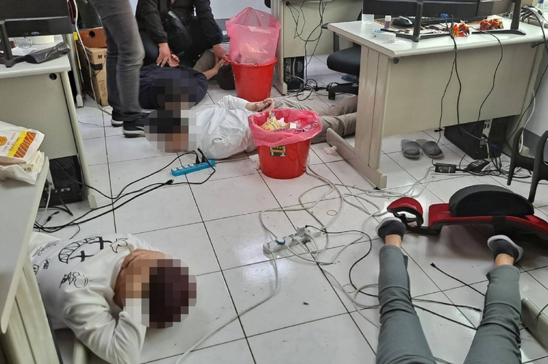 永和警破詐欺集團機房 逮7人送辦