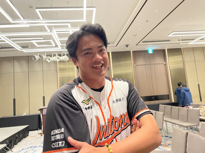 獅隊宋文華具好的投球策略拚先發 與鄭浩均切磋