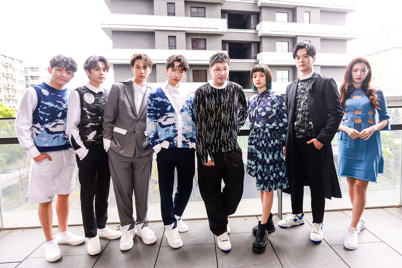 詹朴創立品牌10週年 時裝秀說東西方之旅故事