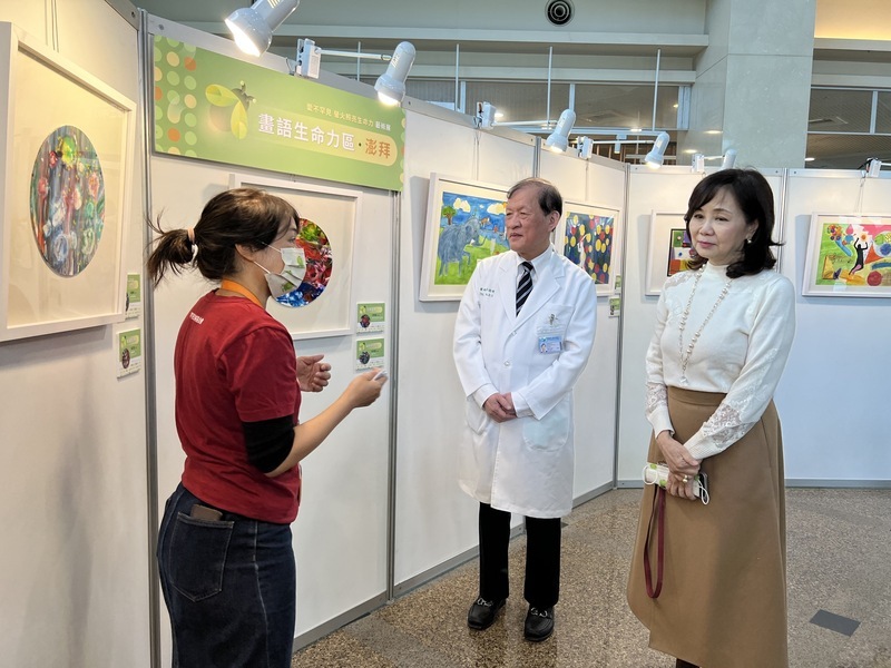 愛不罕見螢火照亮生命力藝術展 分享心路歷程