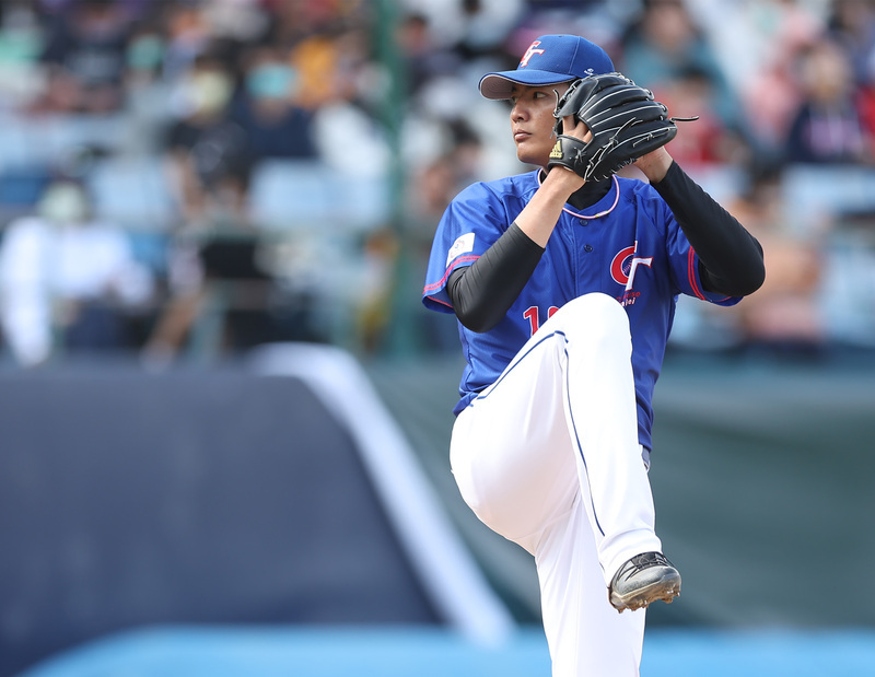 王維中熱身賽登板龍隊友不留情 坦言想對決太急