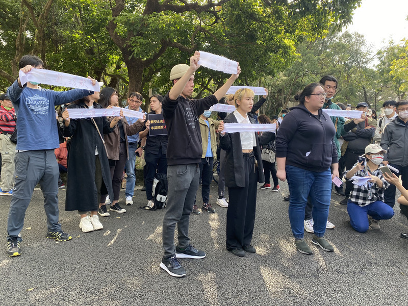 蔣萬安出席228事件紀念會 民眾、議員抗議不斷