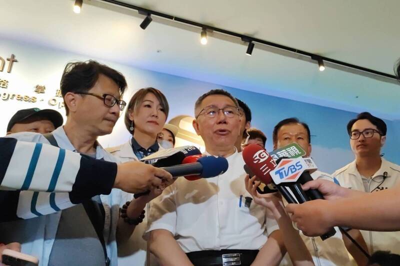 柯文哲：擴展地方組織 1人政黨才能變全民政黨