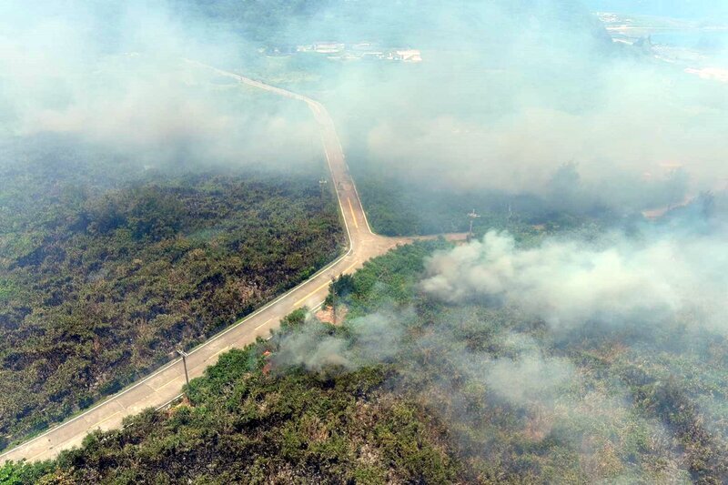 台東綠島觀音洞附近雜草火警 估燃燒面積13公頃