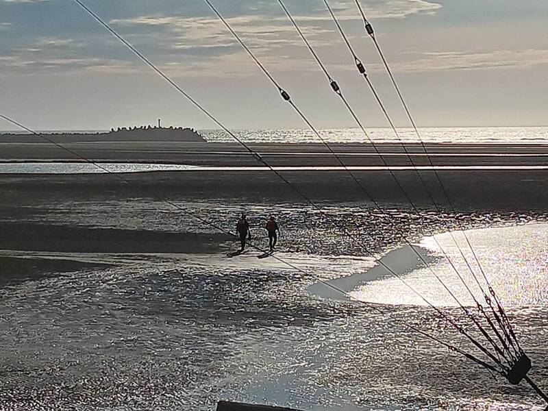 台中高美濕地4移工落海 1人上岸3人失聯