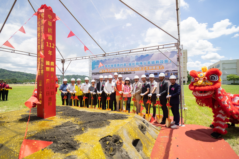 鐵公路隧道模擬訓練場動土 台鐵贈退役車廂強化訓練