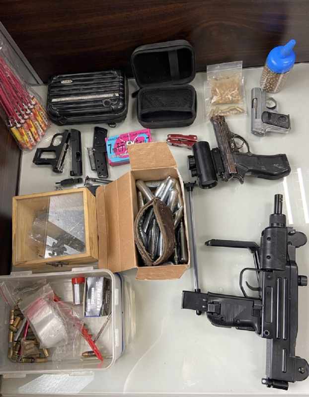 彰化男擁槍毒失控刺警 所長及時環抱壓制送辦