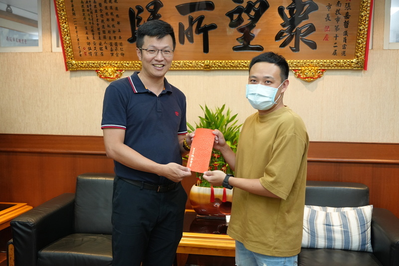 晚2小時52分出生補助變3倍 女嬰爸直呼像中大獎