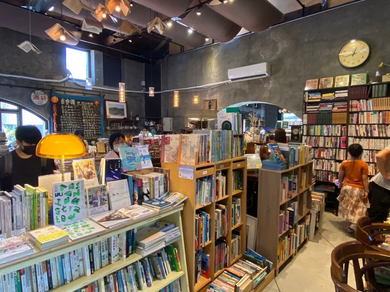 舊書櫃將熄燈遭指消滅文化 宜蘭縣府：依契約辦理