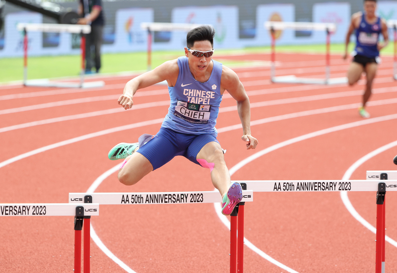 田徑亞錦賽 陳傑、彭名揚400跨欄晉準決賽